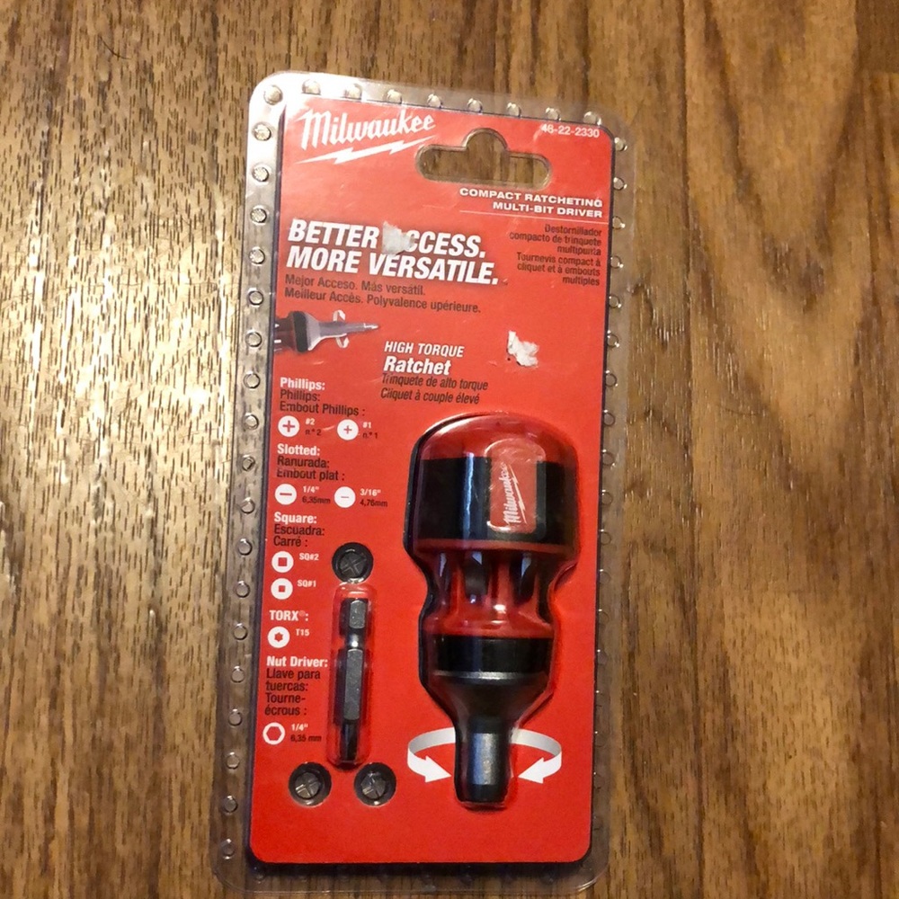 Milwaukee Compact Ratcheting Multi Bit Driver